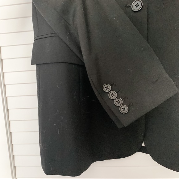 Black Crepe and Silk Lined Blazer - Picture 4 of 5